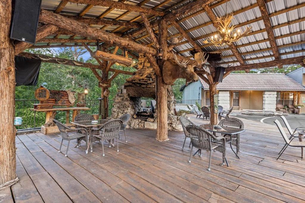Stonegate Lodge 2 Queen Beds Fast Wifi 50" Tv Salt Water Pool Room #207 Eureka Springs Εξωτερικό φωτογραφία